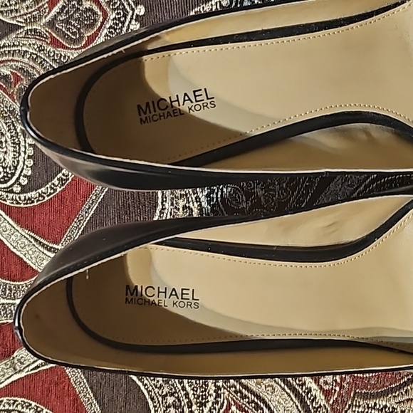 💥💥💥Michael Kors💥💥💥 - Picture 6 of 7